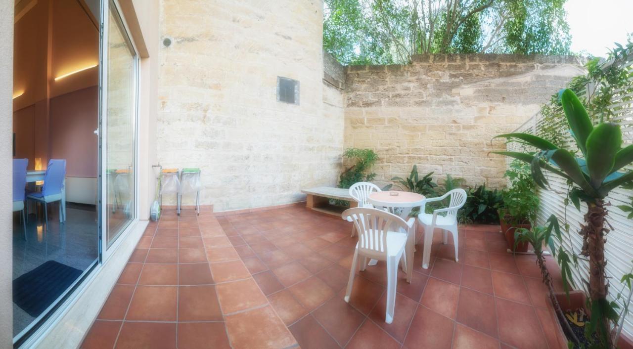 Apartmán Il Cortile Delle Esperidi Lecce Exteriér fotografie