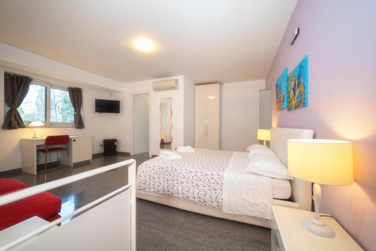 Apartmán Il Cortile Delle Esperidi Lecce Exteriér fotografie